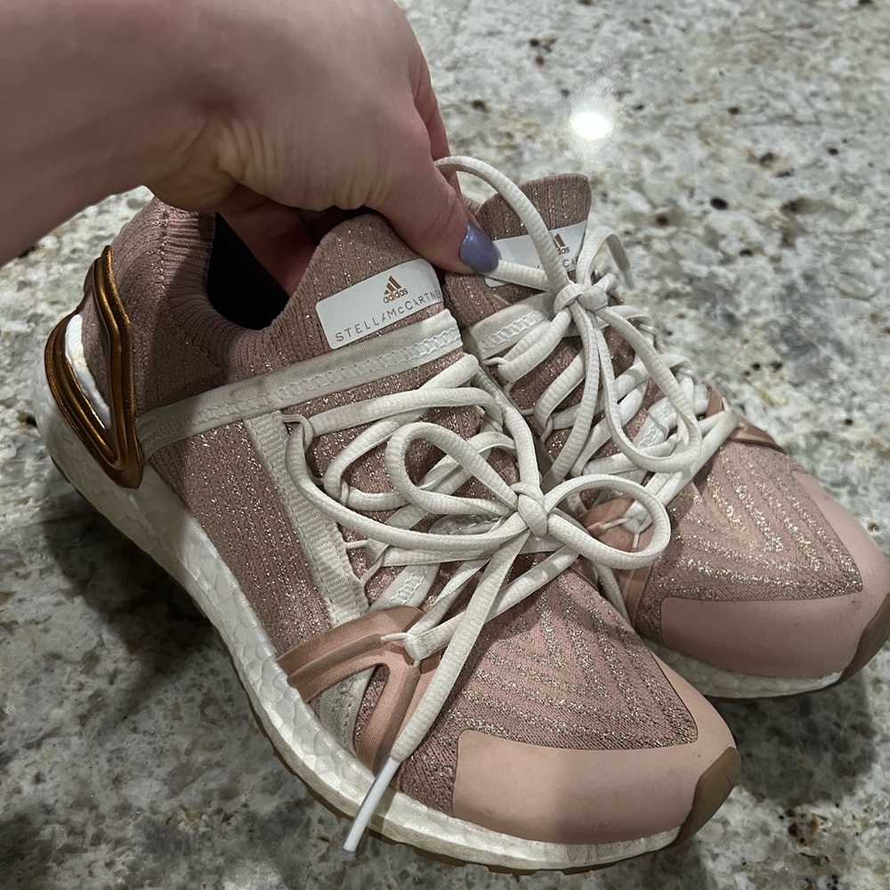 Adidas Stella McCartney Sneakers size 5.5 rose, gold
